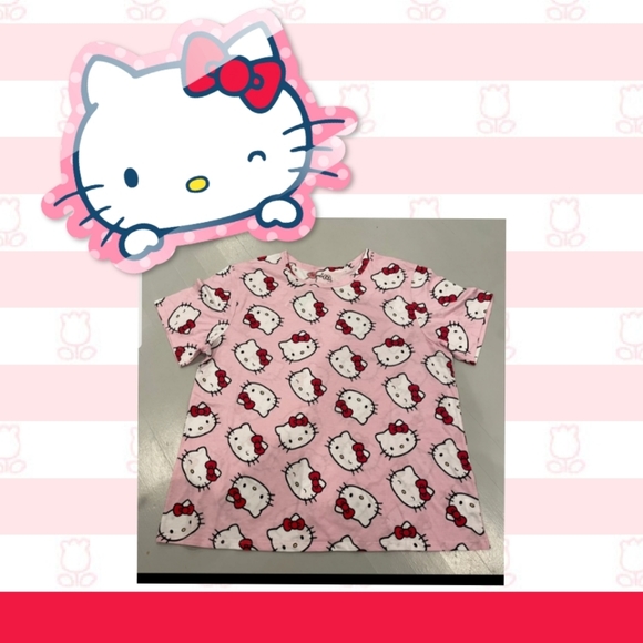 Hello Kitty | Tops | Hello Kitty Pink Graphic Print Short Sleeve Tee ...